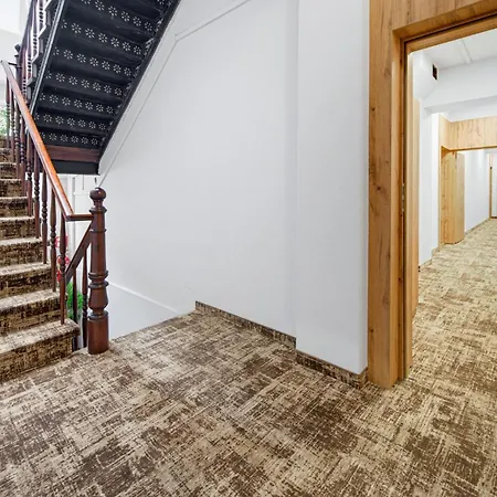 Apartment Platinum 22 *